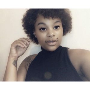 Meet your Posher, Ciara